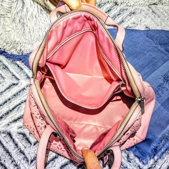 GUC - COACH LASER CUT TAYLOR SATCHEL & FLORAL PERFORATED ACCRD ZIP WALLET - Picture 8 of 16